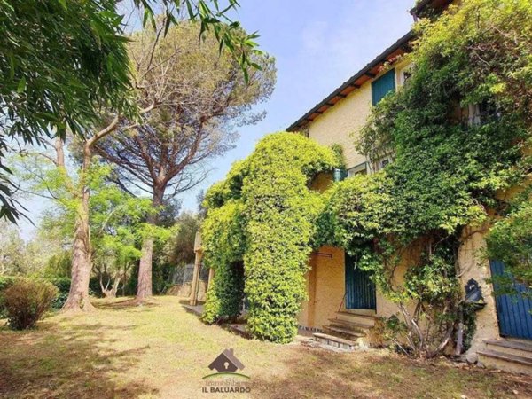casa indipendente in vendita a Massarosa in zona Massaciuccoli
