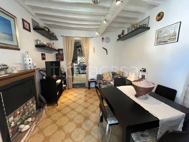 casa indipendente in vendita a Massarosa