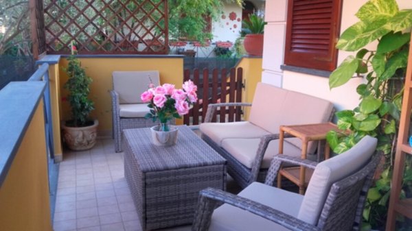 casa indipendente in vendita a Massarosa in zona Piano di Conca