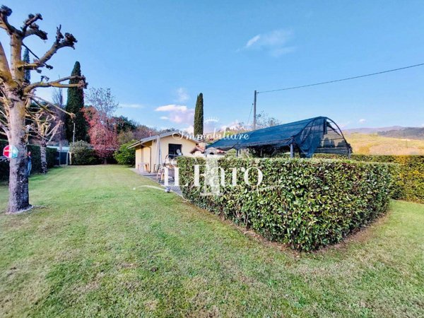 casa indipendente in vendita a Massarosa in zona Stiava