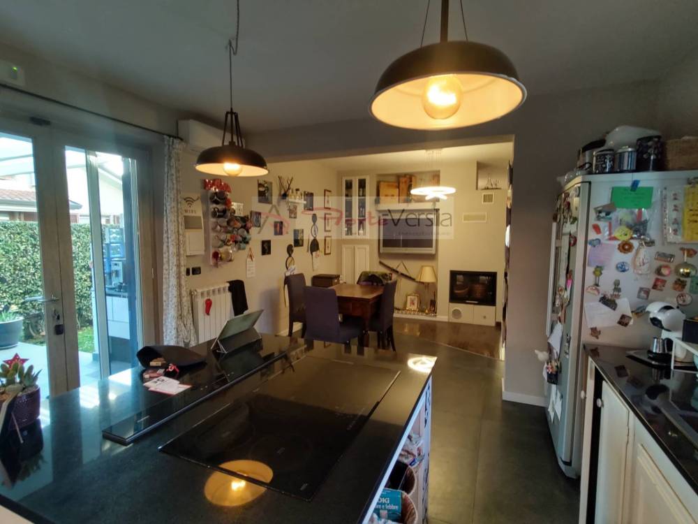 casa indipendente in vendita a Massarosa in zona Piano di Conca