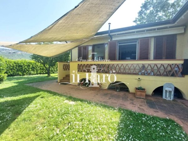 casa indipendente in vendita a Massarosa in zona Stiava