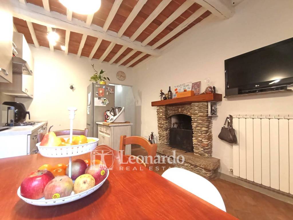casa indipendente in vendita a Massarosa in zona Bozzano