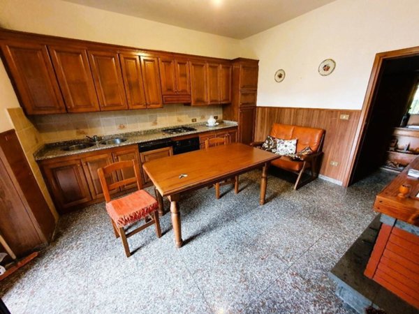 casa indipendente in vendita a Massarosa in zona Bozzano
