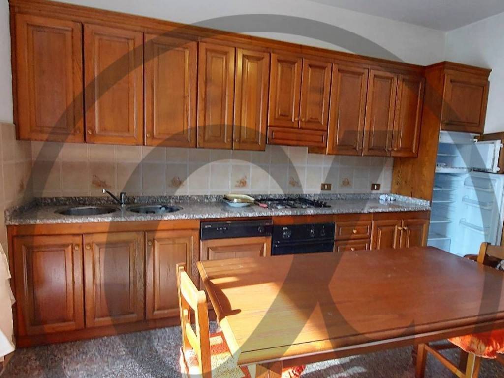 casa indipendente in vendita a Massarosa in zona Bozzano