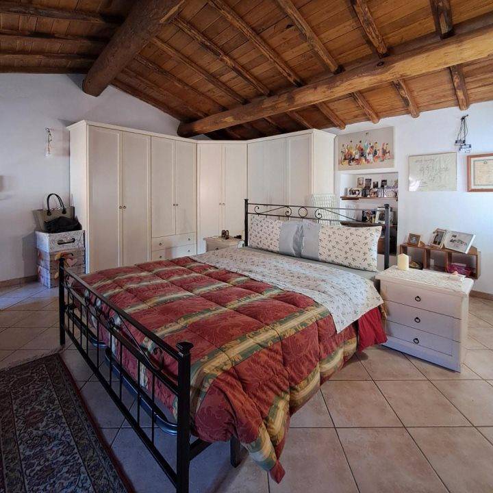 casa indipendente in vendita a Massarosa