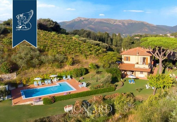 casa indipendente in vendita a Massarosa in zona Massaciuccoli