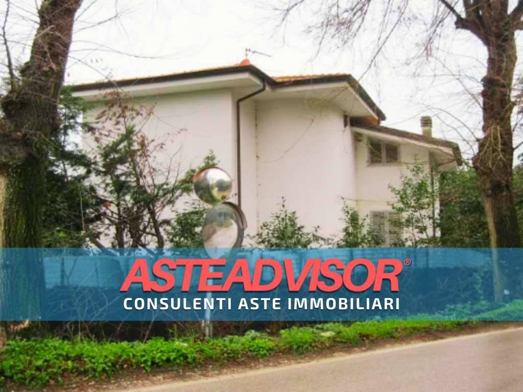 casa indipendente in vendita a Massarosa in zona Massaciuccoli