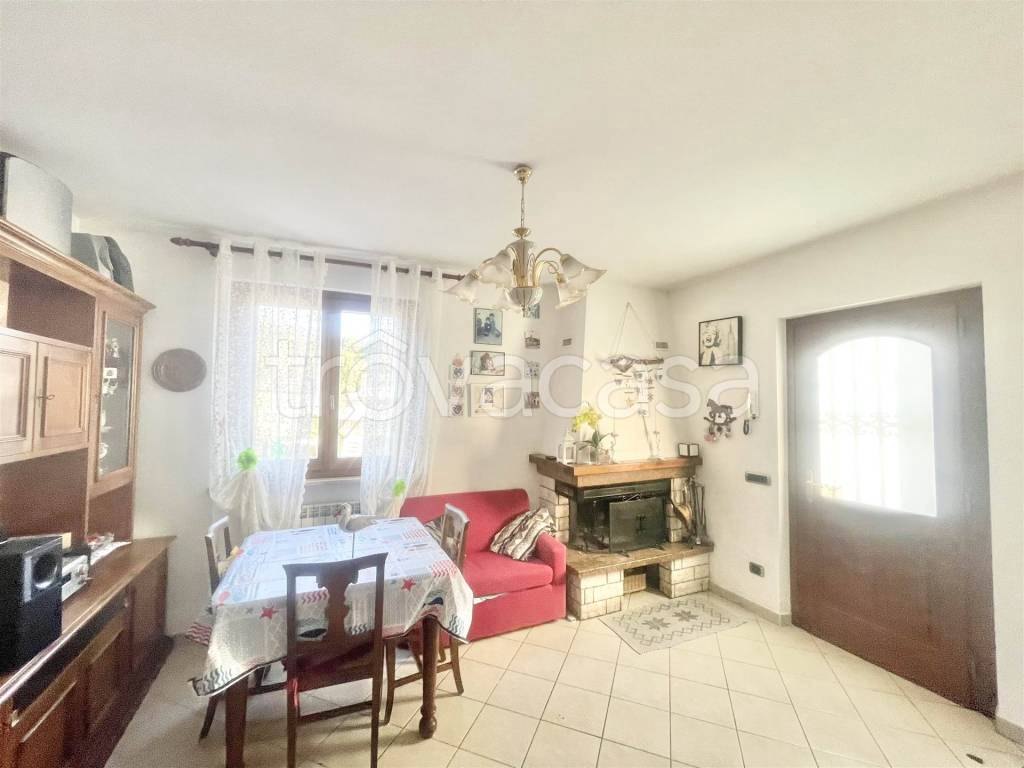 casa indipendente in vendita a Massarosa in zona Bozzano