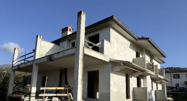 casa indipendente in vendita a Massarosa