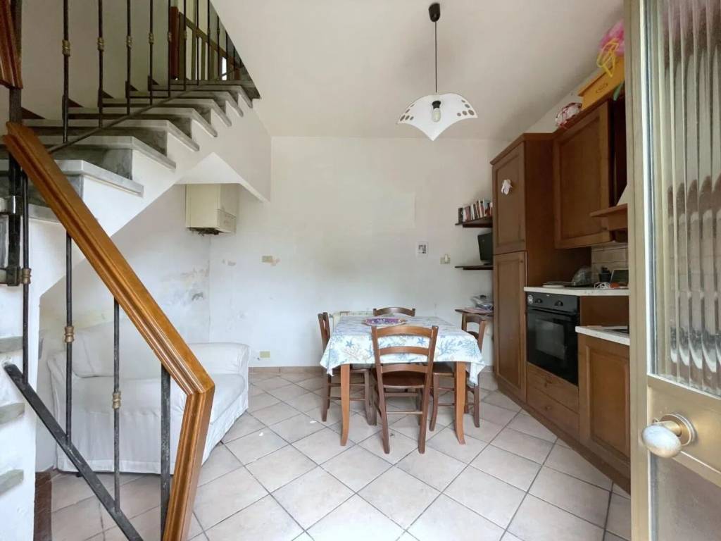 casa indipendente in vendita a Massarosa