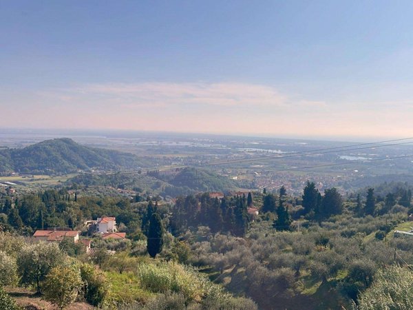 appartamento in vendita a Massarosa in zona Corsanico