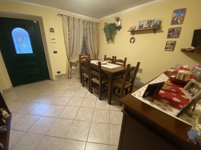 intera palazzina in vendita a Massarosa