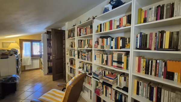 casa indipendente in vendita a Massarosa in zona Quiesa