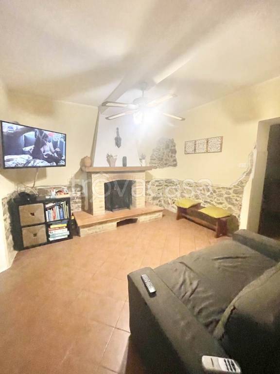 casa indipendente in vendita a Massarosa in zona Bozzano