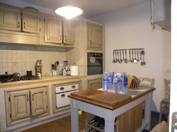 casa indipendente in vendita a Massarosa in zona Bozzano