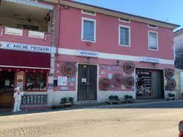 trivano in vendita a Massarosa in zona Bozzano