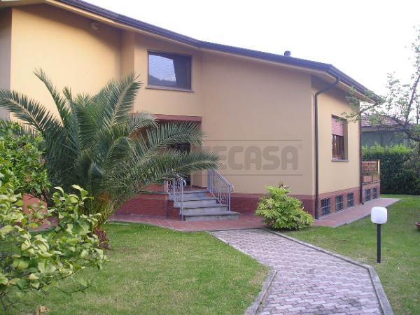 casa indipendente in vendita a Massarosa in zona Stiava