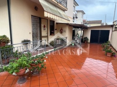 casa indipendente in vendita a Massarosa