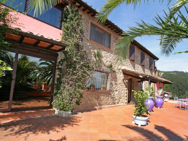 casa indipendente in vendita a Massarosa in zona Bargecchia