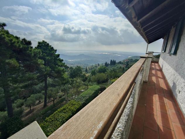 casa indipendente in vendita a Massarosa in zona Corsanico
