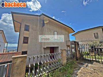 casa indipendente in vendita a Massarosa in zona Corsanico