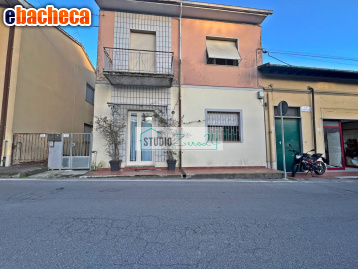 appartamento in vendita a Massarosa in zona Stiava