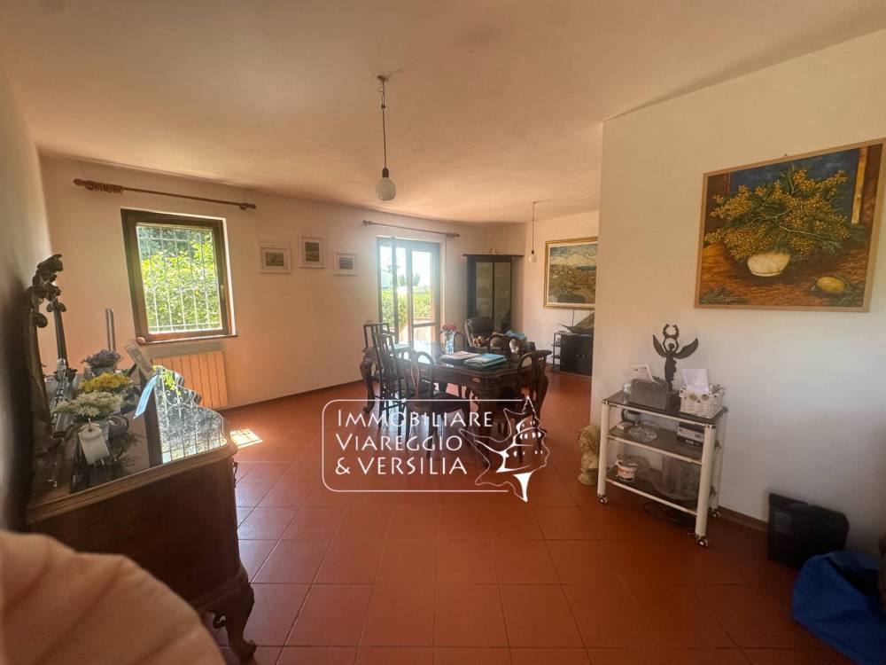 casa indipendente in vendita a Massarosa