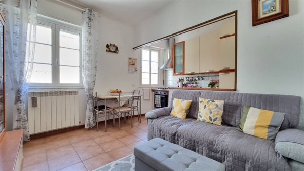 casa semindipendente in vendita a Massarosa in zona Stiava