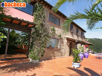 casa indipendente in vendita a Massarosa in zona Bargecchia