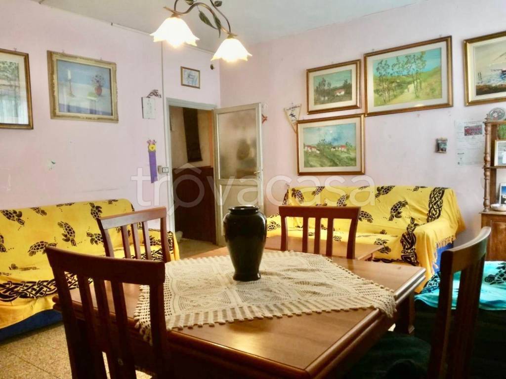 casa indipendente in vendita a Massarosa in zona Bozzano
