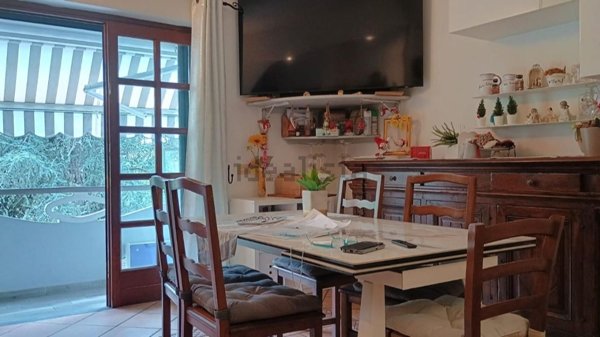 casa indipendente in vendita a Massarosa in zona Piano del Quercione
