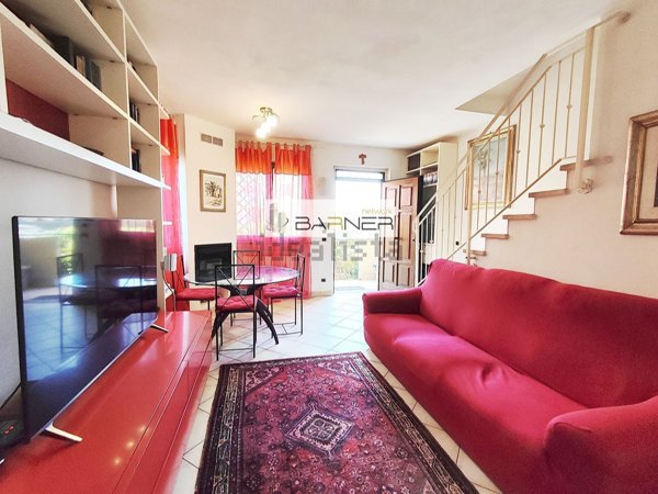 casa indipendente in vendita a Massarosa in zona Piano di Conca