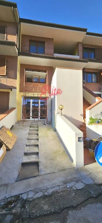 casa indipendente in vendita a Massarosa in zona Bozzano