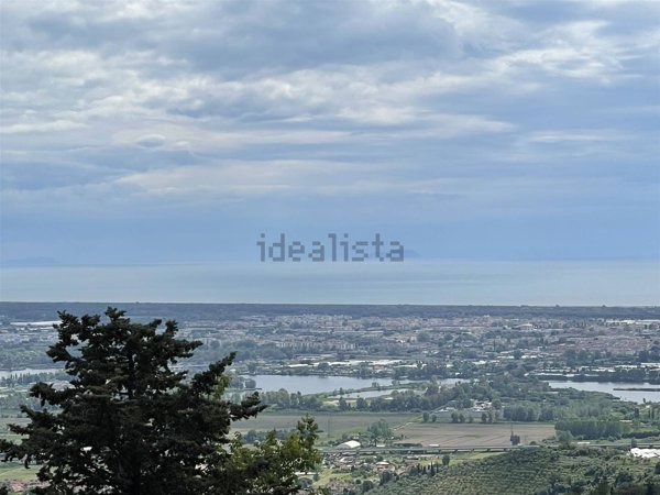 casa indipendente in vendita a Massarosa in zona Corsanico