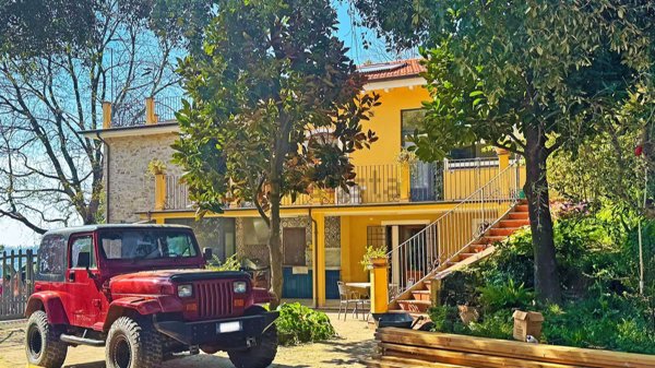 casa indipendente in vendita a Massarosa