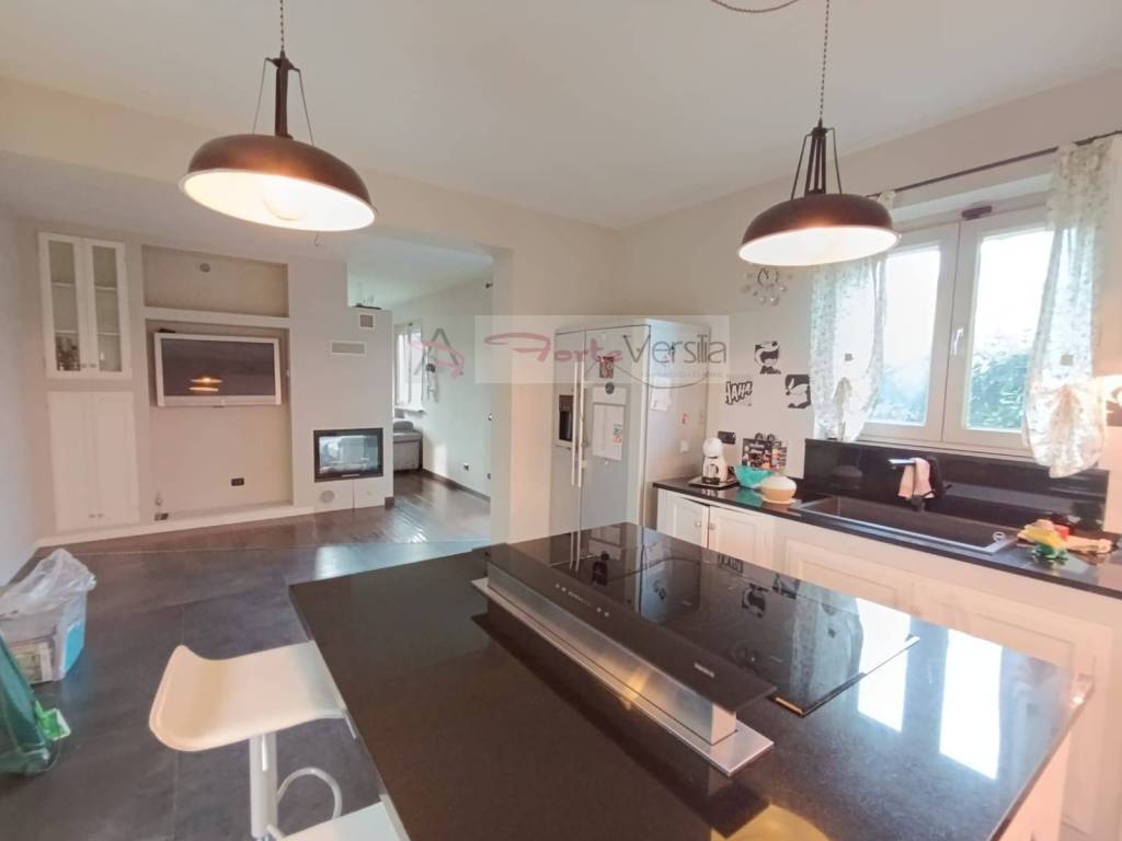 casa indipendente in vendita a Massarosa in zona Piano di Conca