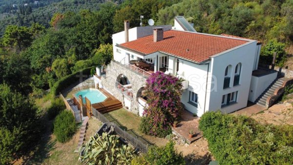 casa indipendente in vendita a Massarosa in zona Piano di Mommio