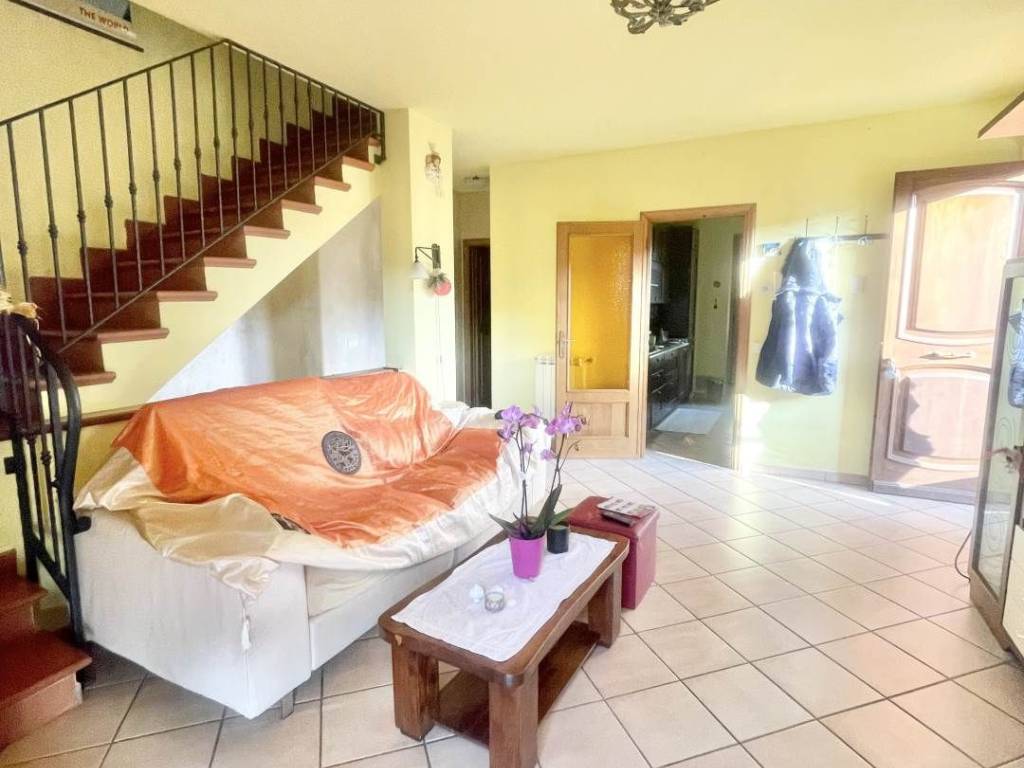 casa indipendente in vendita a Massarosa in zona Stiava