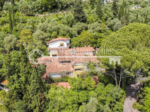 casa indipendente in vendita a Massarosa in zona Bargecchia