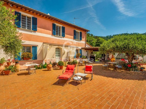 casa indipendente in vendita a Massarosa in zona Stiava