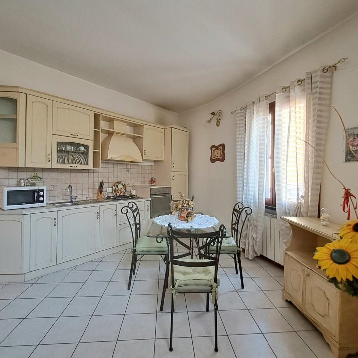 appartamento in vendita a Massarosa in zona Stiava