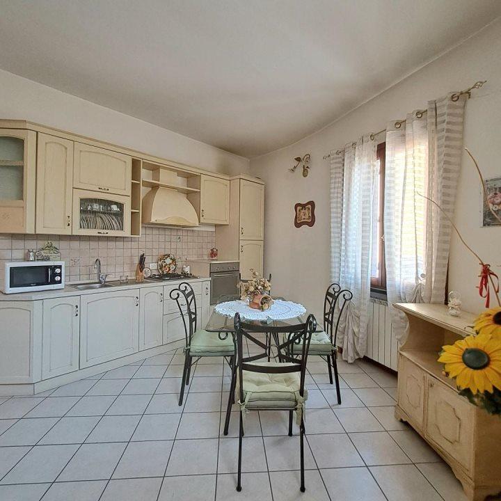 appartamento in vendita a Massarosa in zona Stiava