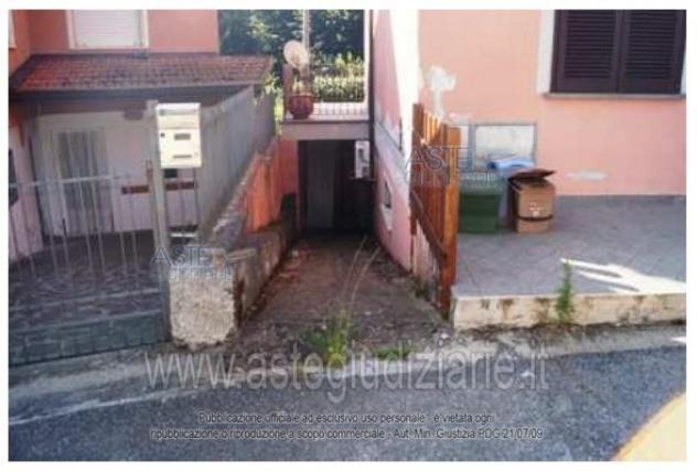 locale commerciale in vendita a Massarosa in zona Bargecchia