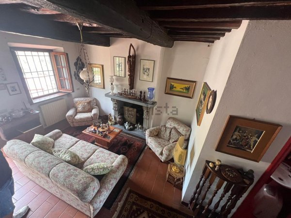casa indipendente in vendita a Massarosa