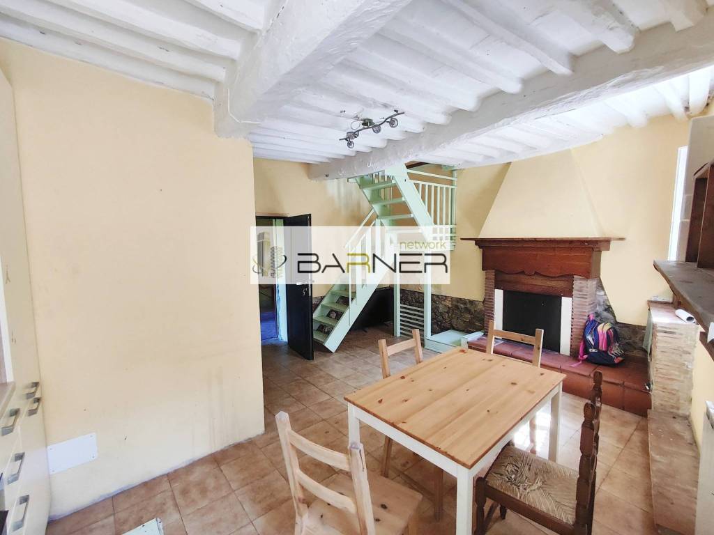 casa indipendente in vendita a Massarosa