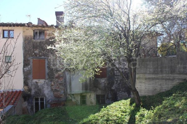 casa indipendente in vendita a Massarosa in zona Bozzano
