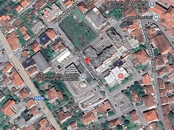 negozio in vendita a Massarosa