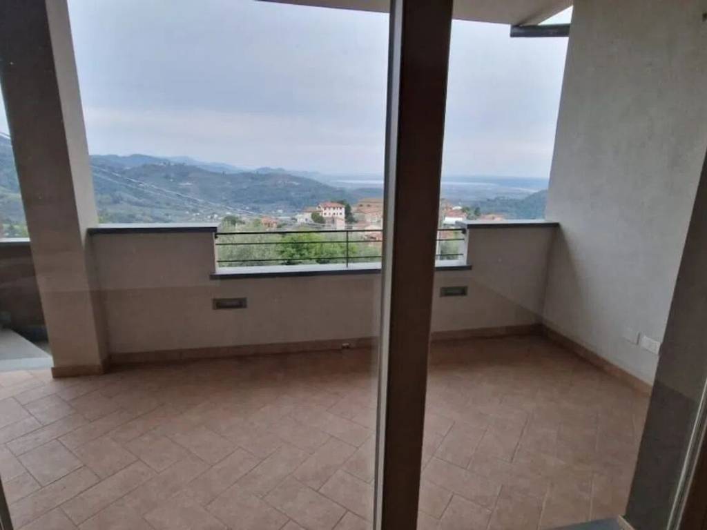 casa indipendente in vendita a Massarosa in zona Bargecchia