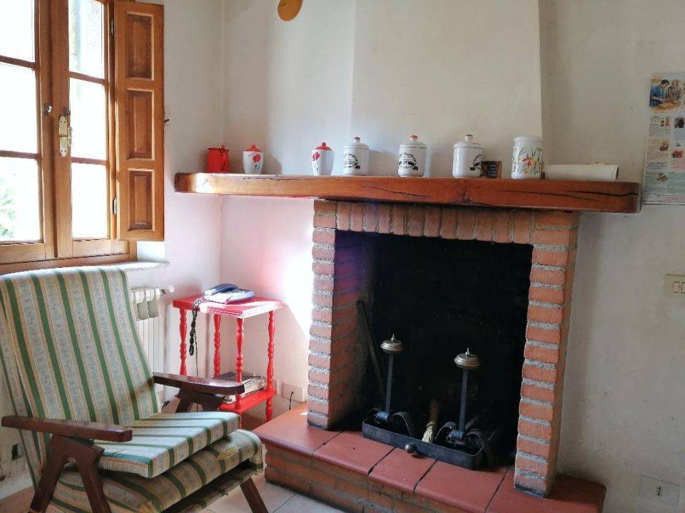 casa indipendente in vendita a Massarosa in zona Corsanico